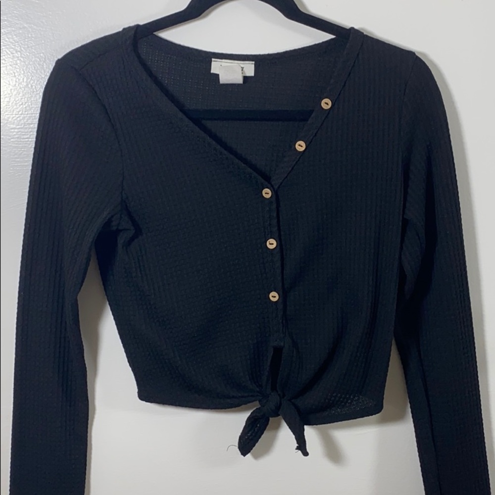 black tie up long sleeve top